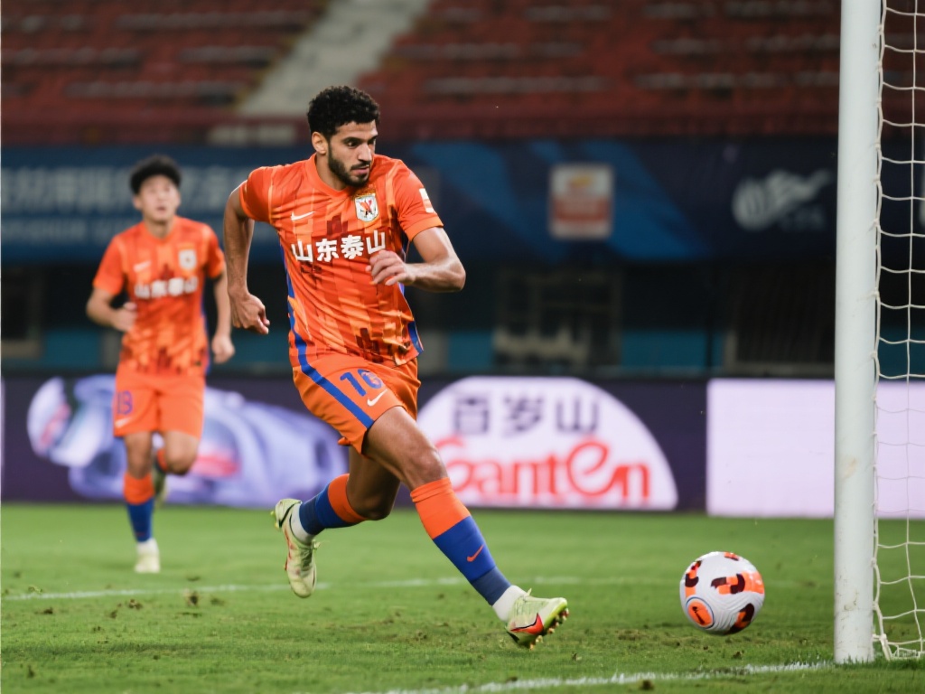 本场比赛的焦点无疑是泽卡。这位山东泰山队